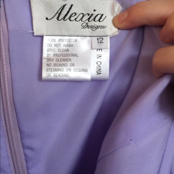 Dress - Picture 2 of 7